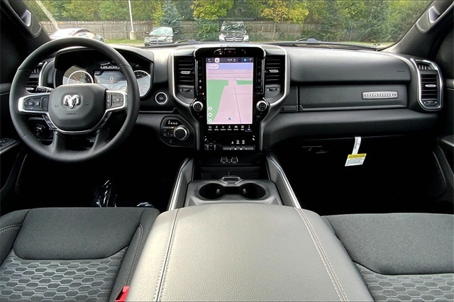 2026 RAM 1500 - Image 5