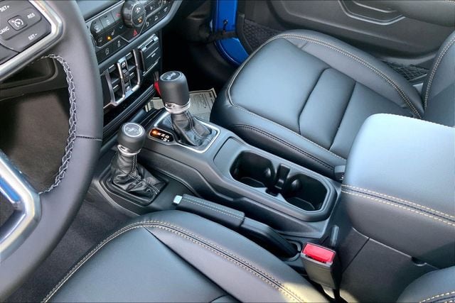 2026 JEEP WRANGLER - Image 7