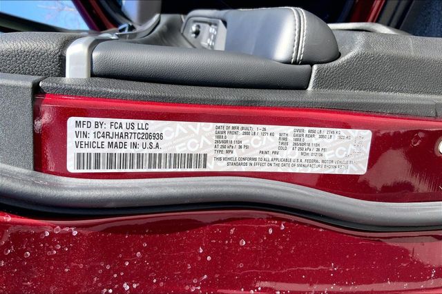 2026 JEEP GRAND CHEROKEE - Image 13