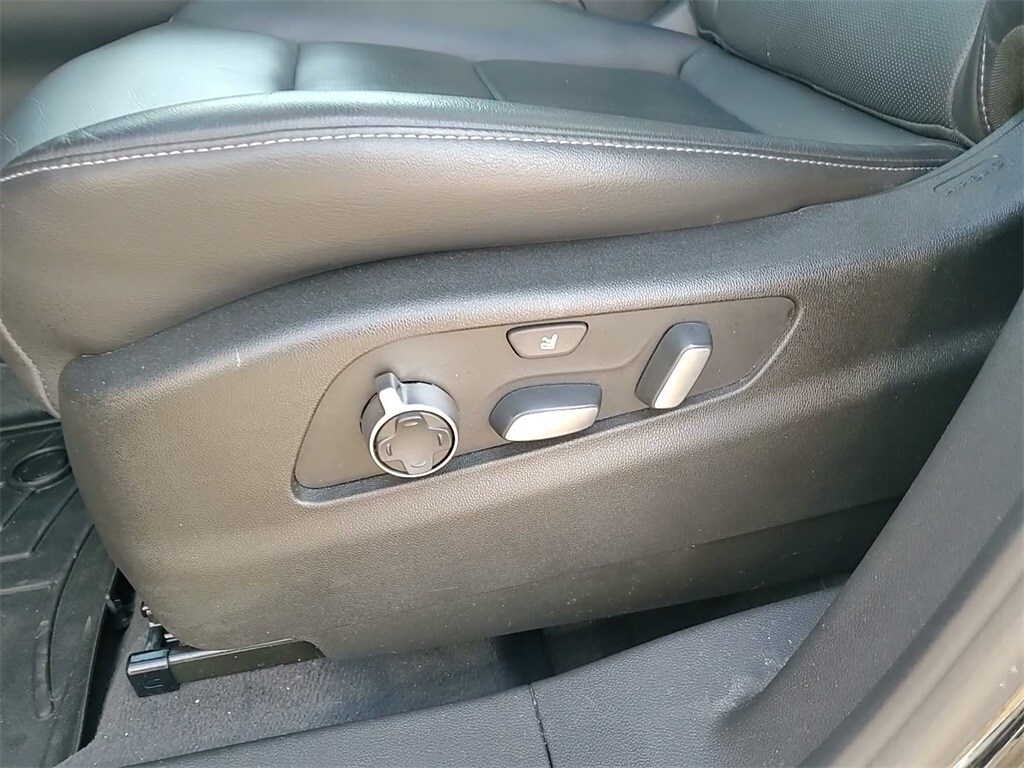 2021 CADILLAC XT4 - Image 30