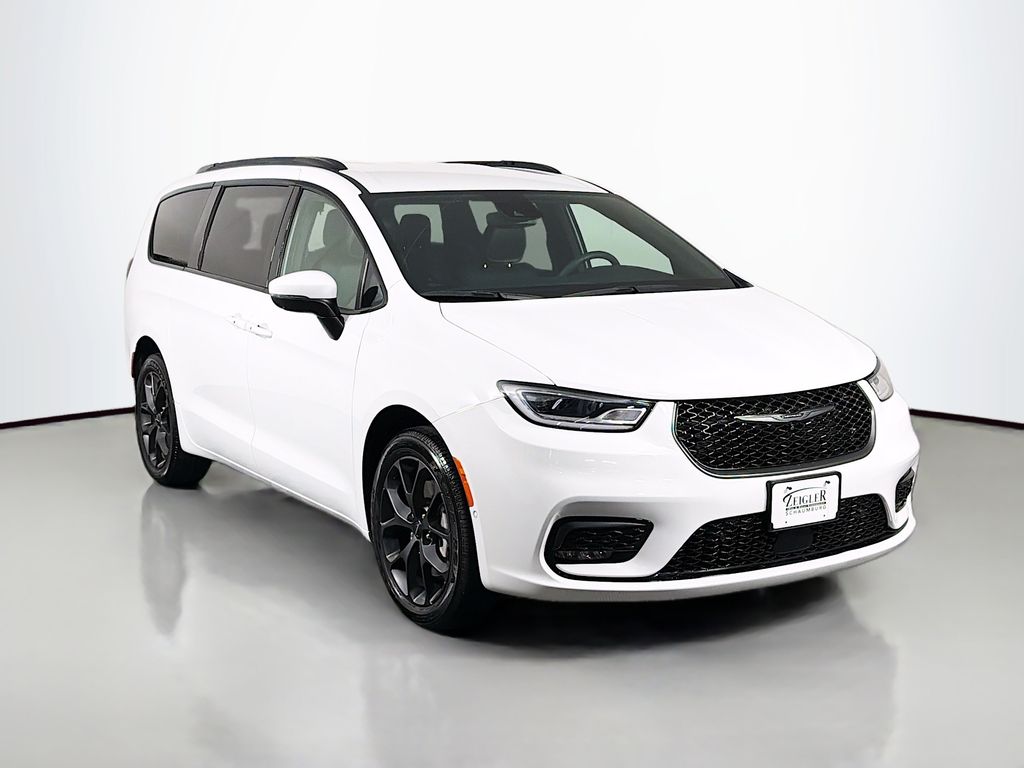 2023 Chrysler Pacifica
