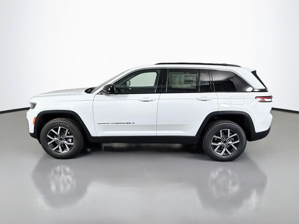 New 2027 Jeep Grand Cherokee LAREDO 4X4 Sport Utility