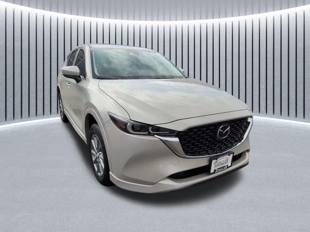 2025 Mazda CX-5 S Preferred package Auto AWD's photo