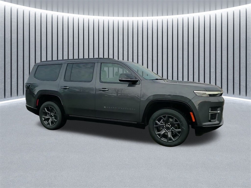 New 2026 Jeep Grand Wagoneer LIMITED ALTITUDE 4X4 Sport Utility