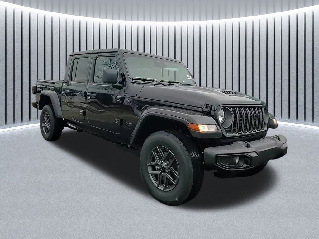 2026 Jeep Gladiator Pickup 