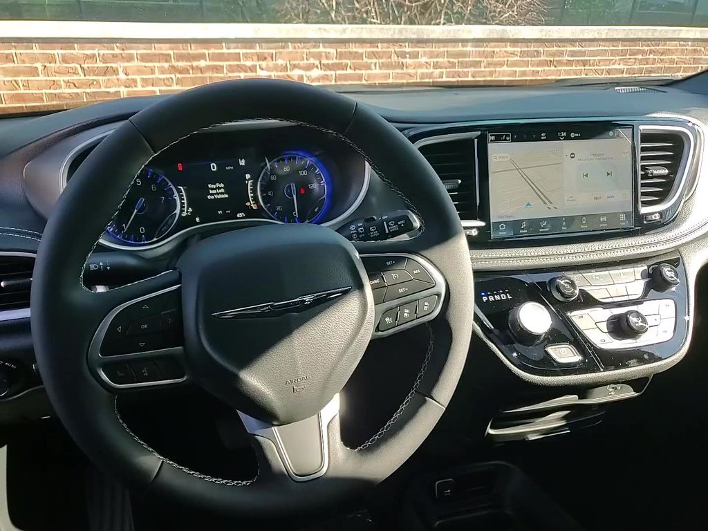 2026 Chrysler Pacifica Select - Photo 20