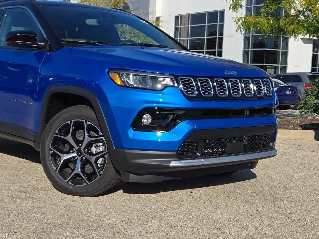 New 2026 Jeep Compass LIMITED 4X4 Sport Utility