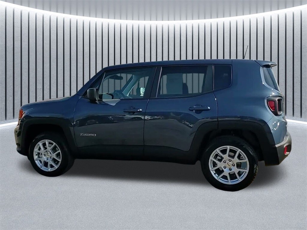 2023 JEEP RENEGADE - Image 16