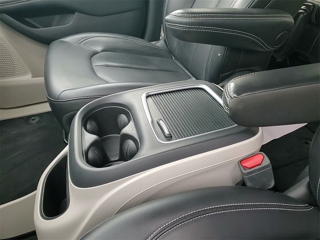 2023 CHRYSLER PACIFICA - Image 29