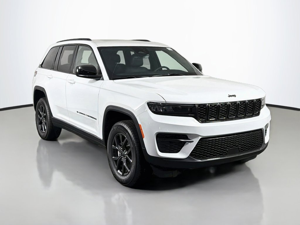 2027 Jeep Grand Cherokee Laredo