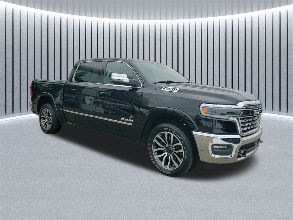 2025 RAM 1500 - Image 2
