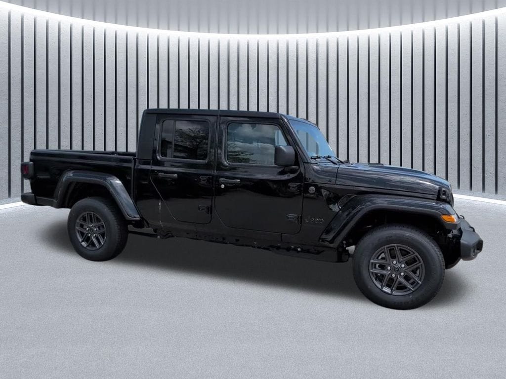 New 2026 Jeep Gladiator SPORT S 4X4 Pickup