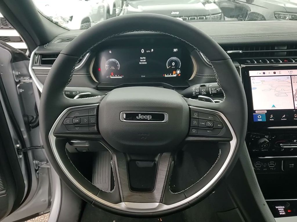 2025 Jeep Grand Cherokee Limited - Photo 28
