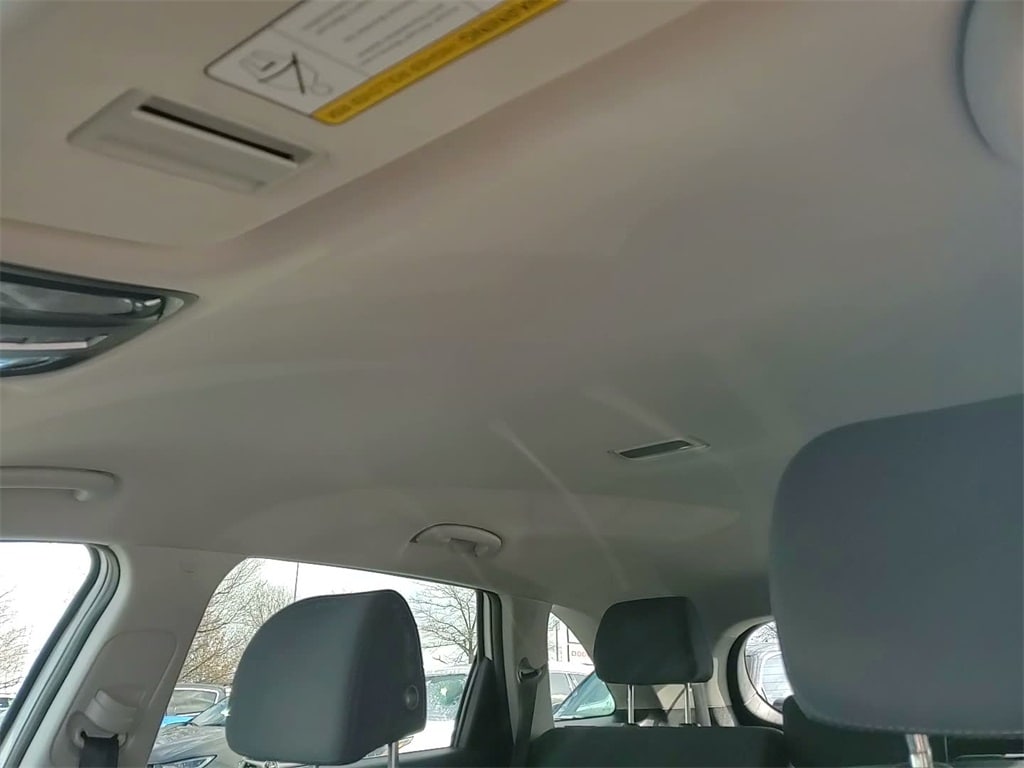 2017 KIA SORENTO - Image 31