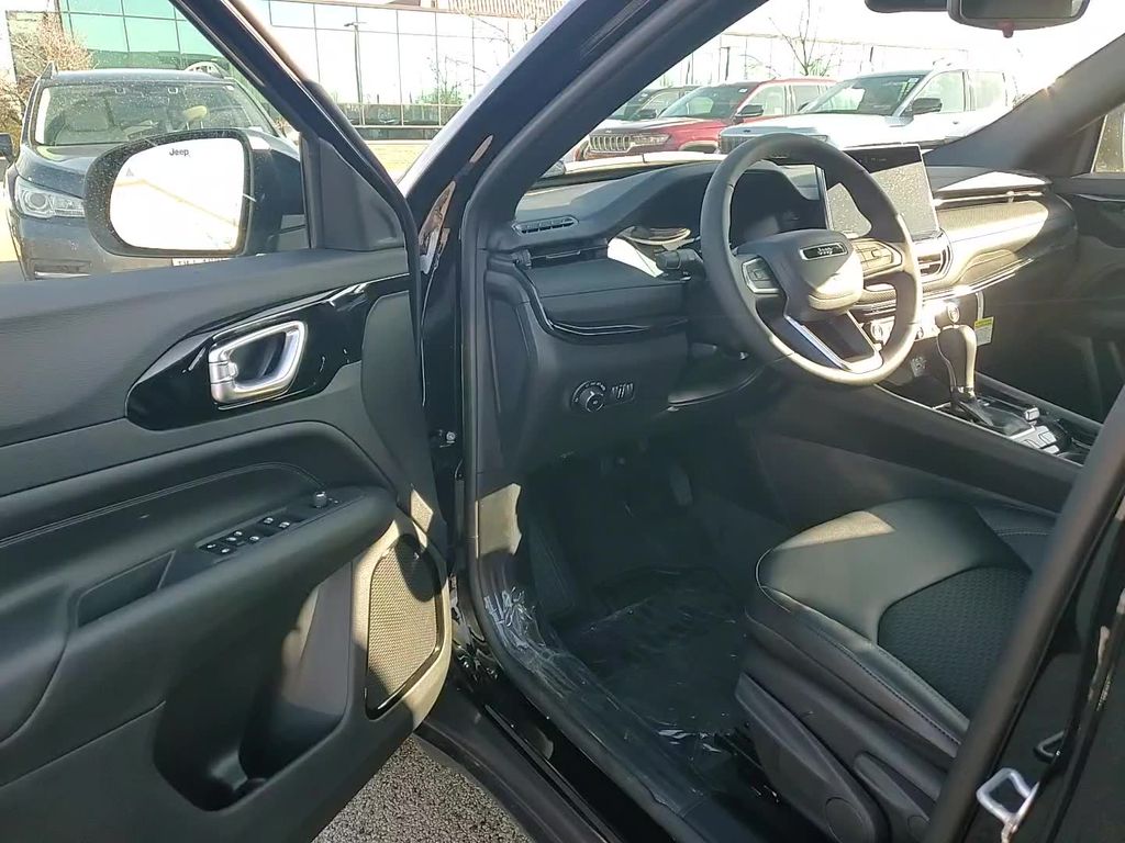 2026 Jeep Compass Altitude - Photo 8
