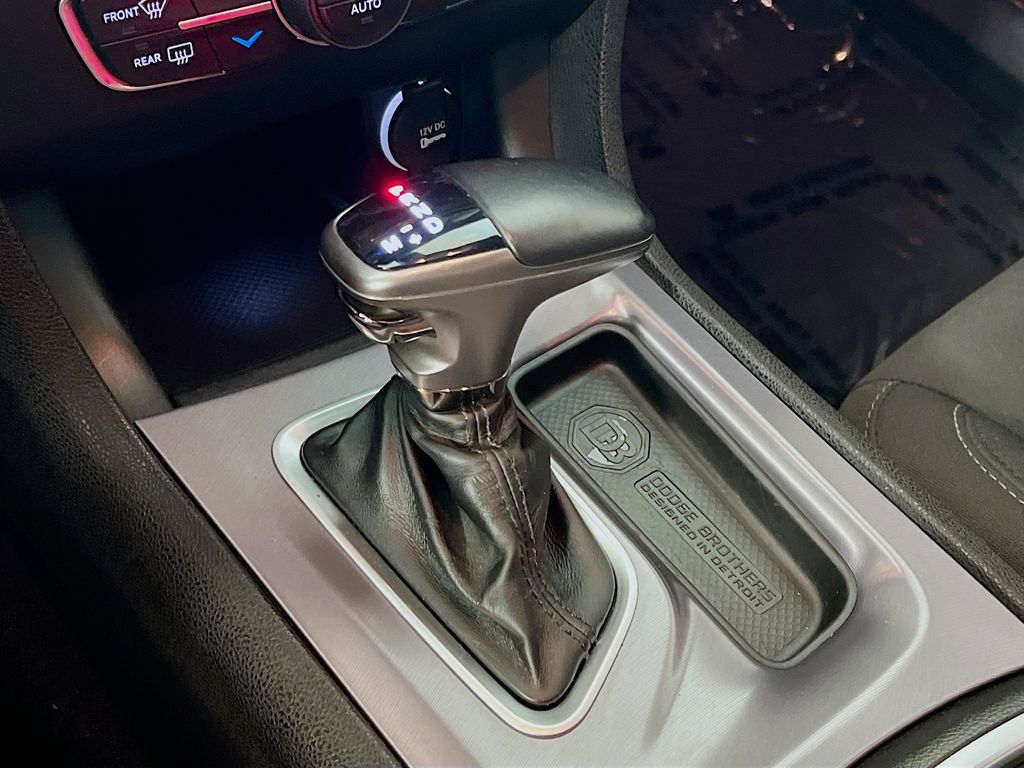 2019 Dodge Charger R/T - Photo 17