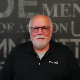 Staff member John Horton from ID_b924e2