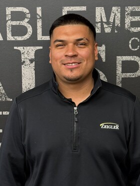 Staff member Angel Gamez from ID_fc13de