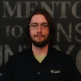 Staff member Jason Hannan from ID_fc13de