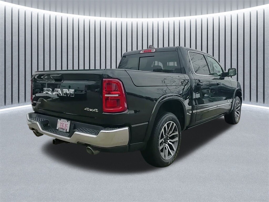 2025 RAM 1500 - Image 9