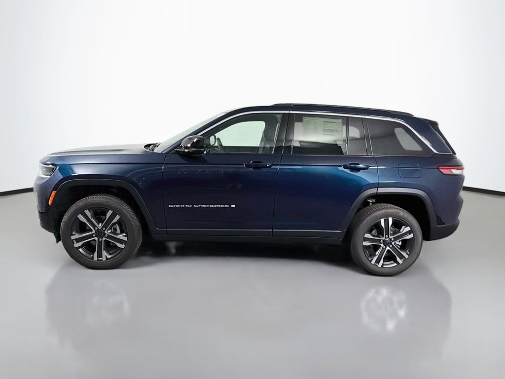 New 2027 Jeep Grand Cherokee LIMITED 4X4 Sport Utility