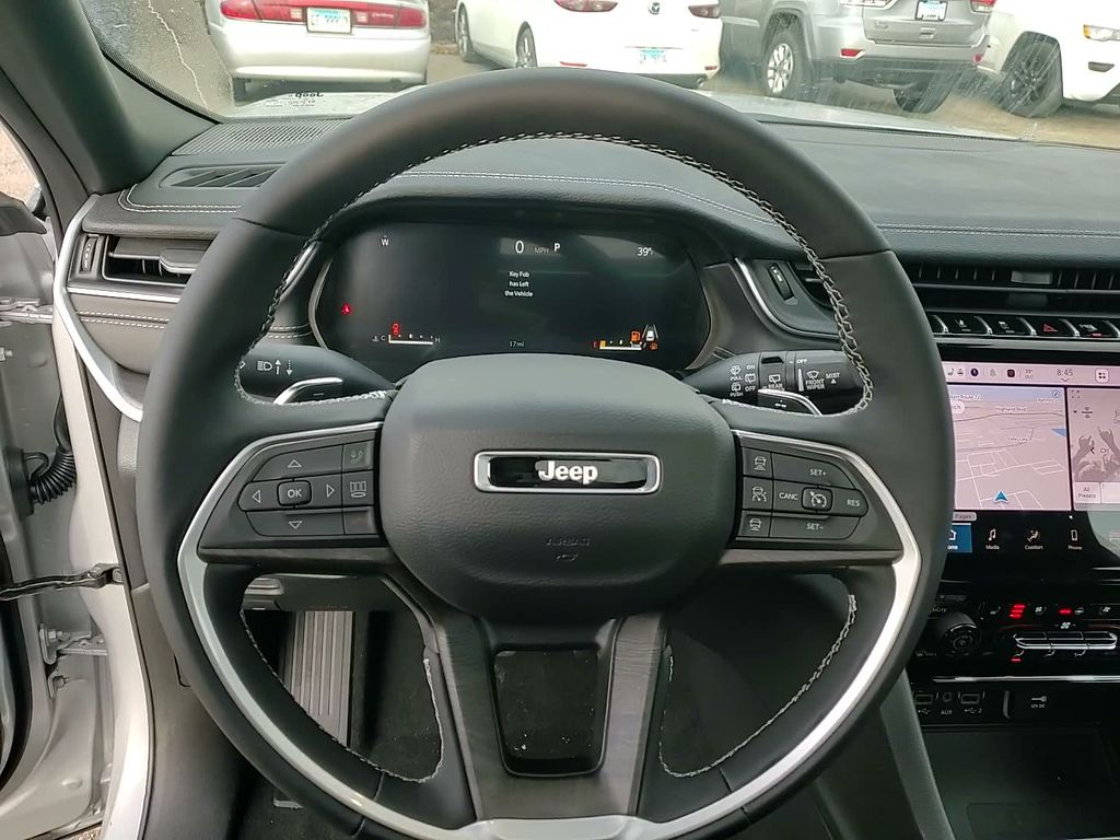 2025 Jeep Grand Cherokee Limited - Photo 28