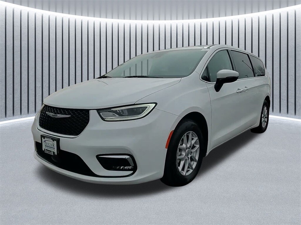 2023 CHRYSLER PACIFICA - Image 16