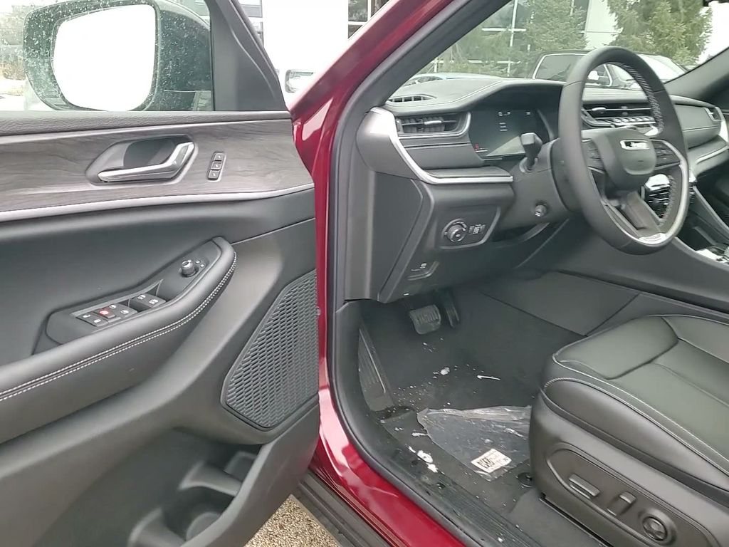 2025 Jeep Grand Cherokee Limited - Photo 20