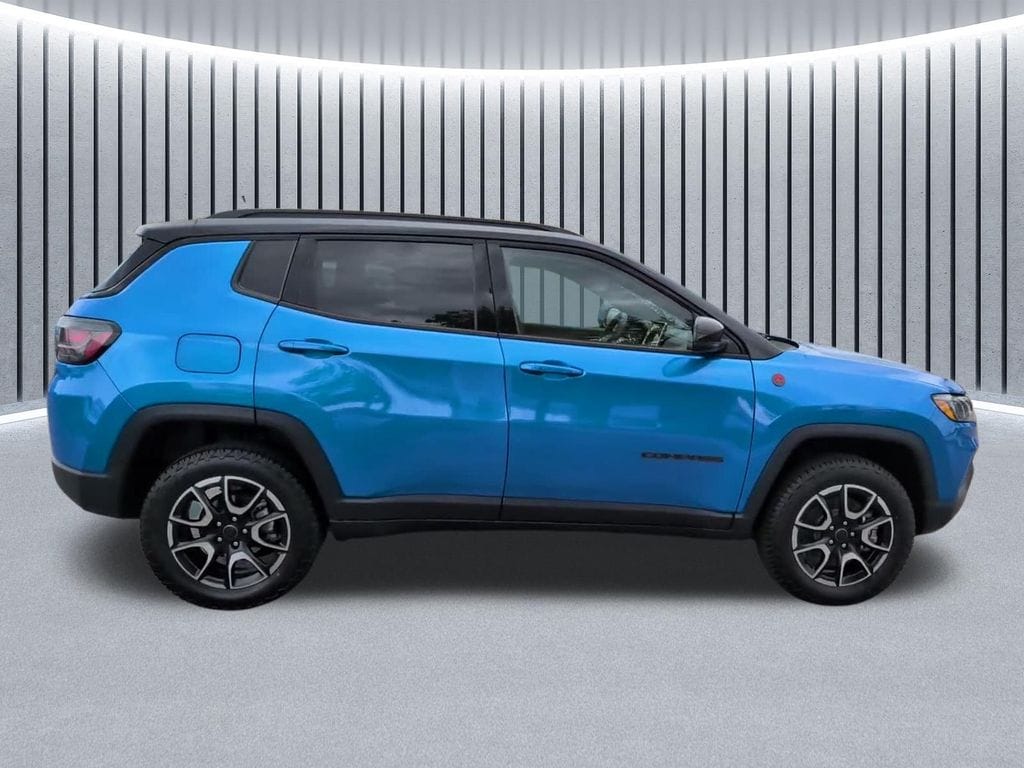 Used 2025 Jeep Compass Trailhawk SUV