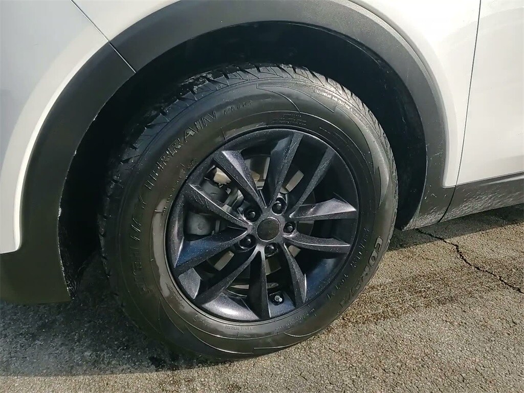 2017 KIA SORENTO - Image 16