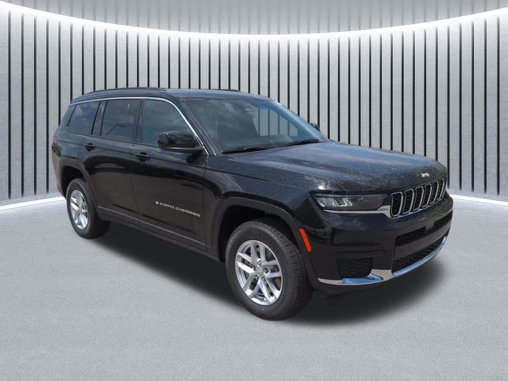New 2026 Jeep Grand Cherokee L LAREDO X 4X4 Sport Utility