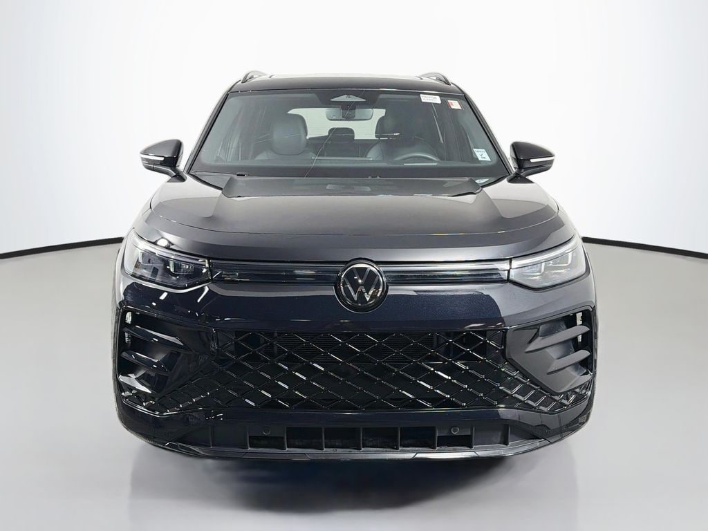 Used 2025 Volkswagen Tiguan 2.0T SE R-Line Black SUV
