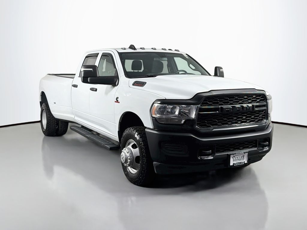2024 Ram 3500 Truck Crew Cab 