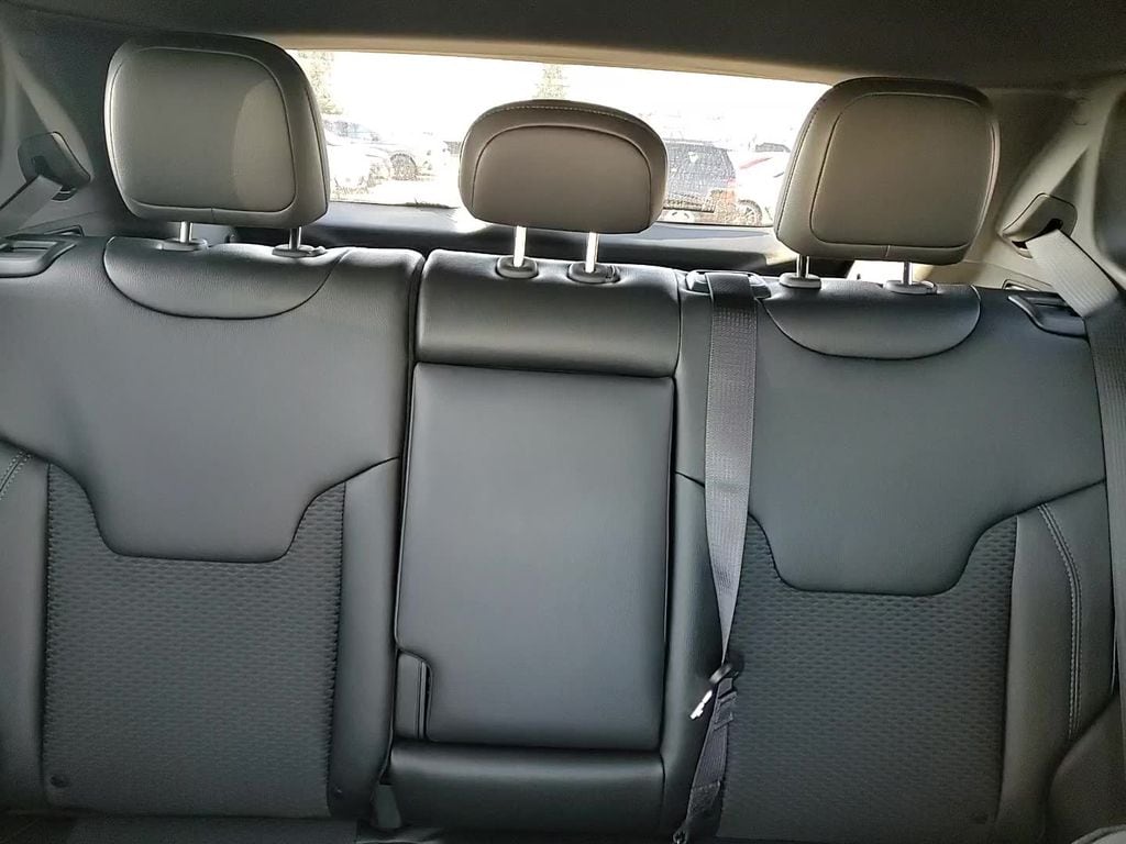 2026 Jeep Compass Altitude - Photo 18