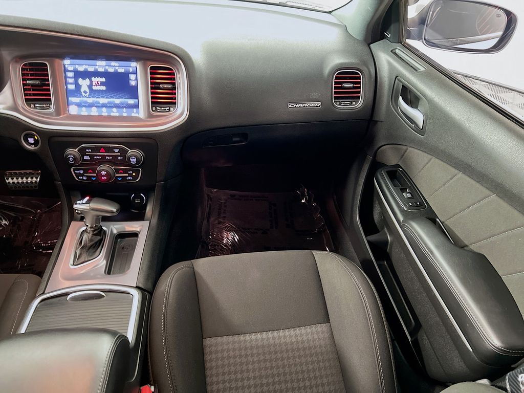 2019 Dodge Charger R/T - Photo 24
