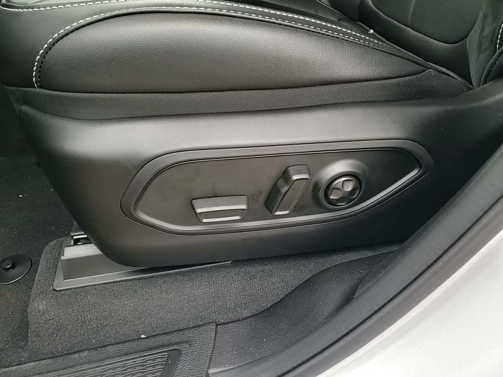 2025 Jeep Grand Cherokee Limited - Photo 27