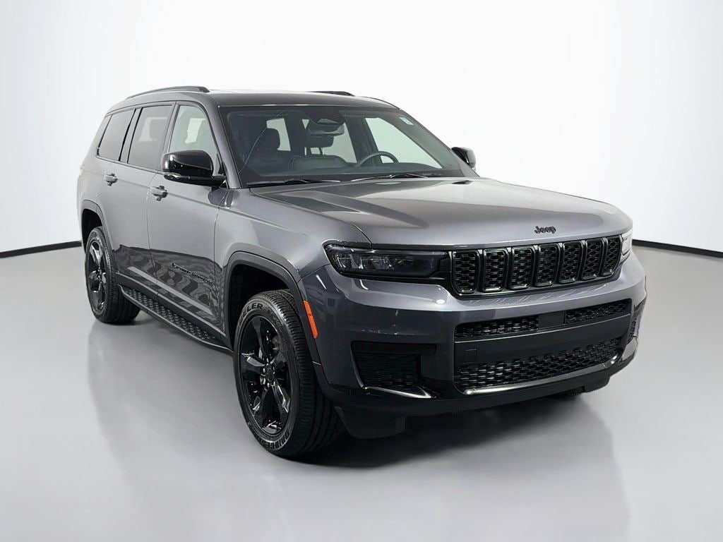 Used 2024 Jeep Grand Cherokee L Laredo SUV