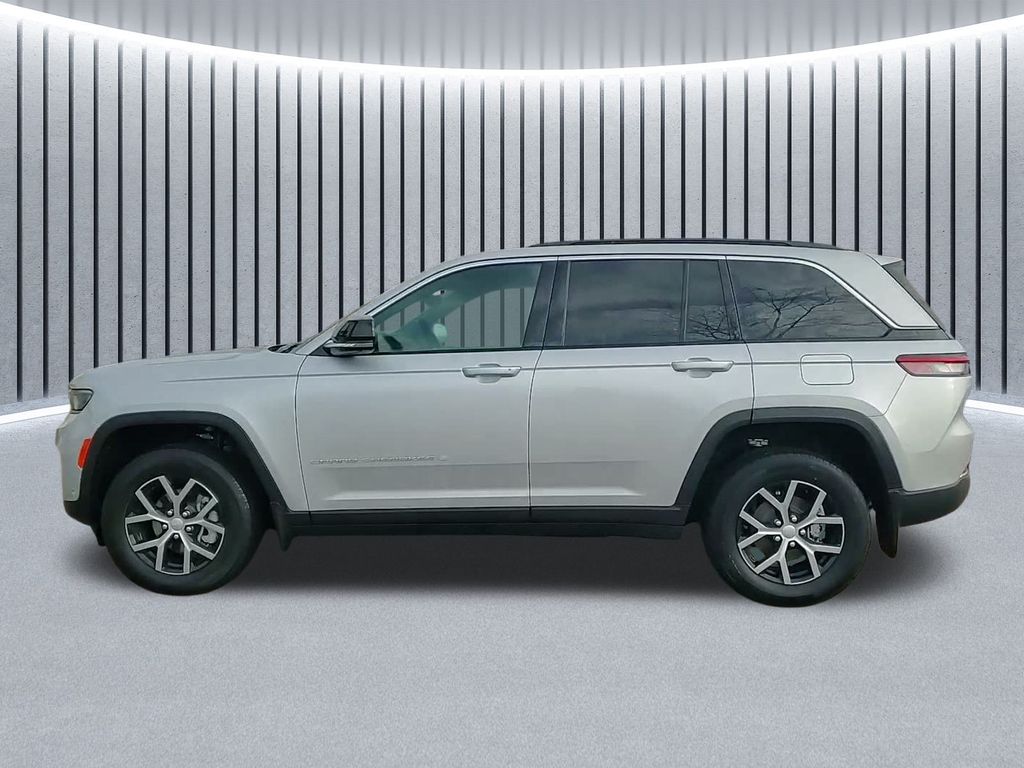 2025 Jeep Grand Cherokee Limited - Photo 17