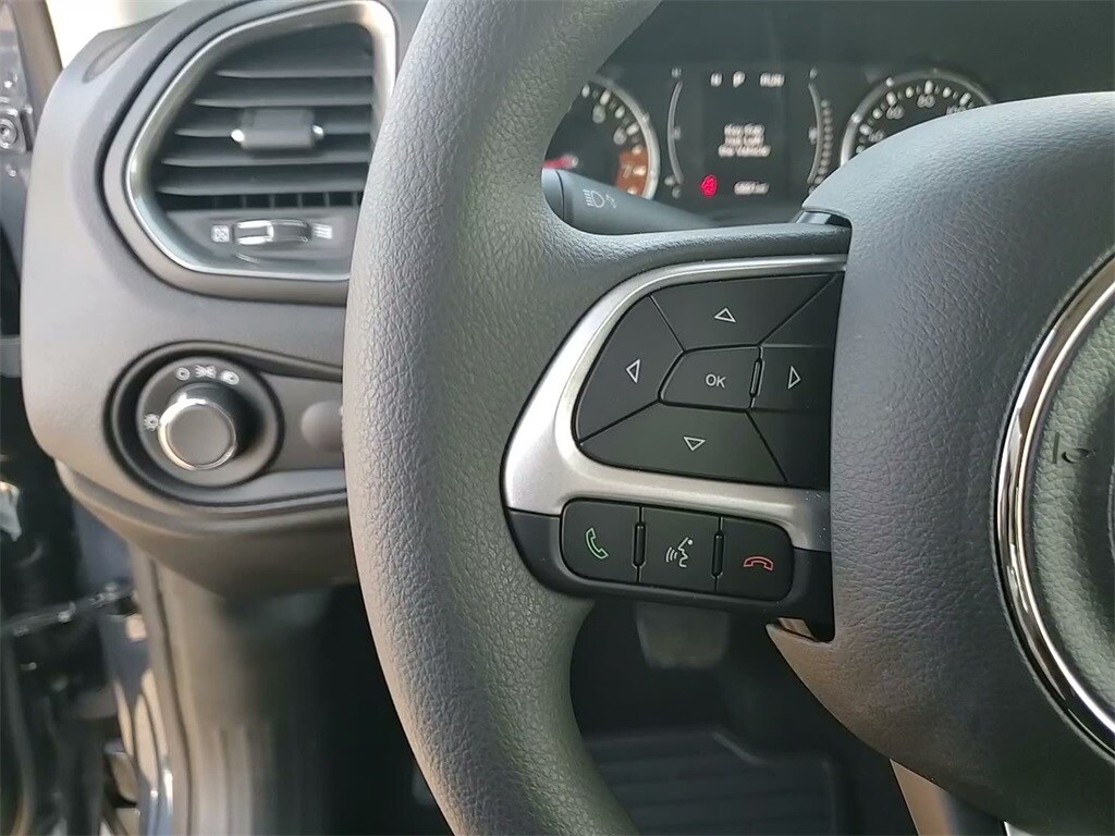 2023 JEEP RENEGADE - Image 29