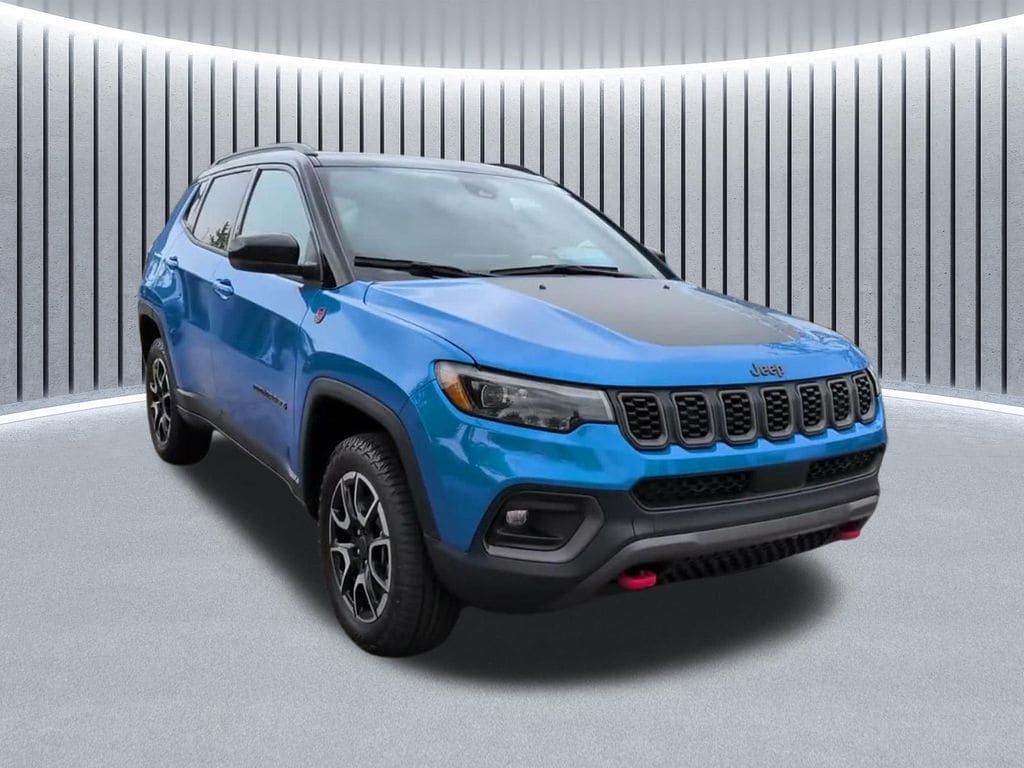Used 2025 Jeep Compass Trailhawk SUV