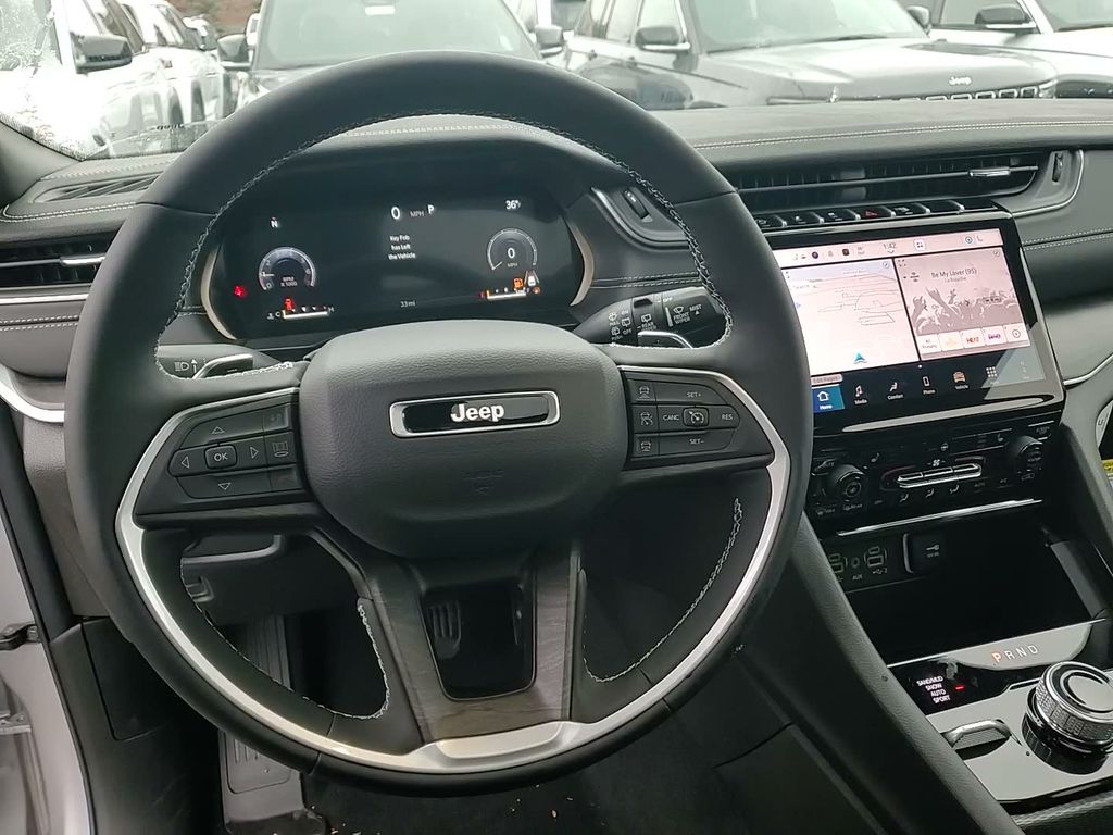 2025 Jeep Grand Cherokee Limited - Photo 37