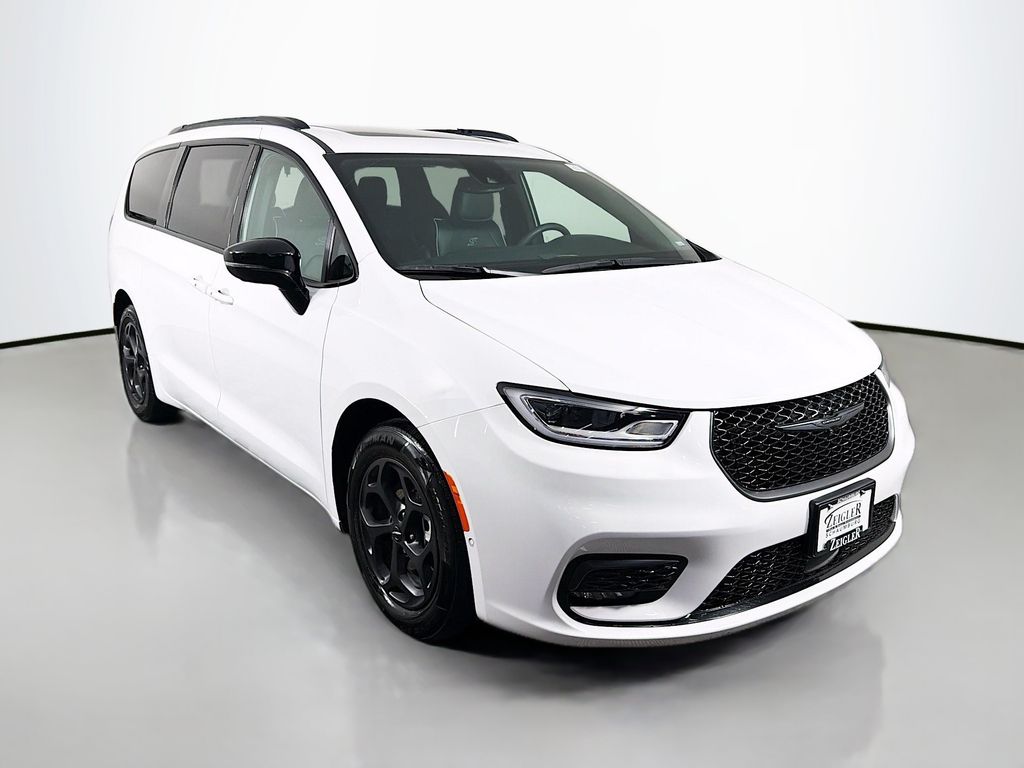 2024 Chrysler Pacifica