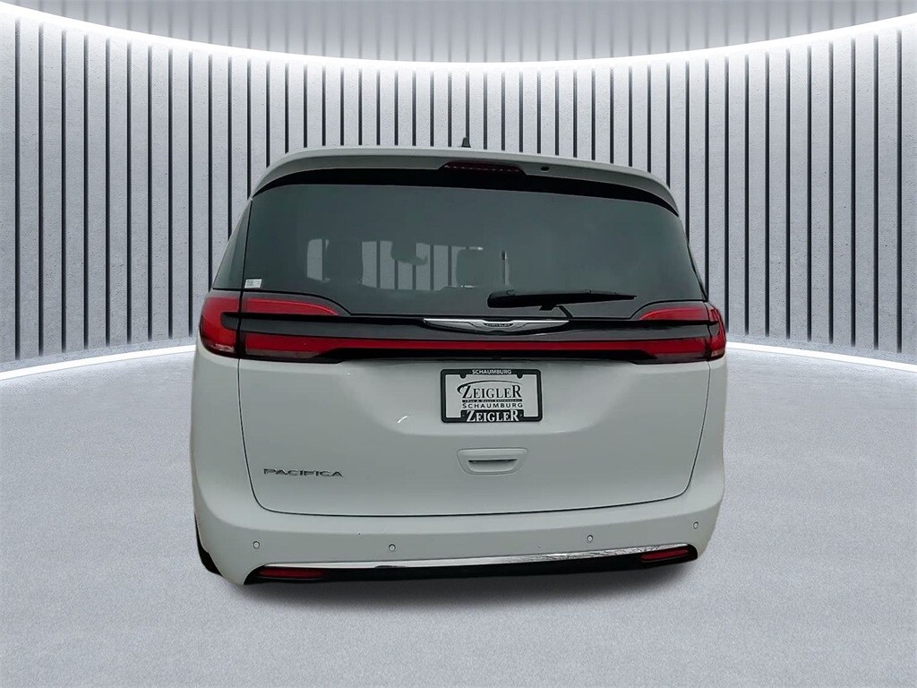 2023 CHRYSLER PACIFICA - Image 9
