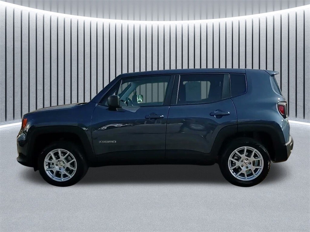 2023 JEEP RENEGADE - Image 17