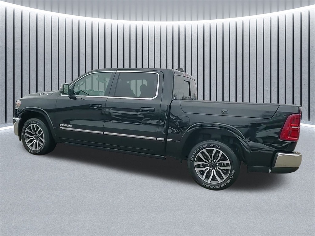 2025 RAM 1500 - Image 17