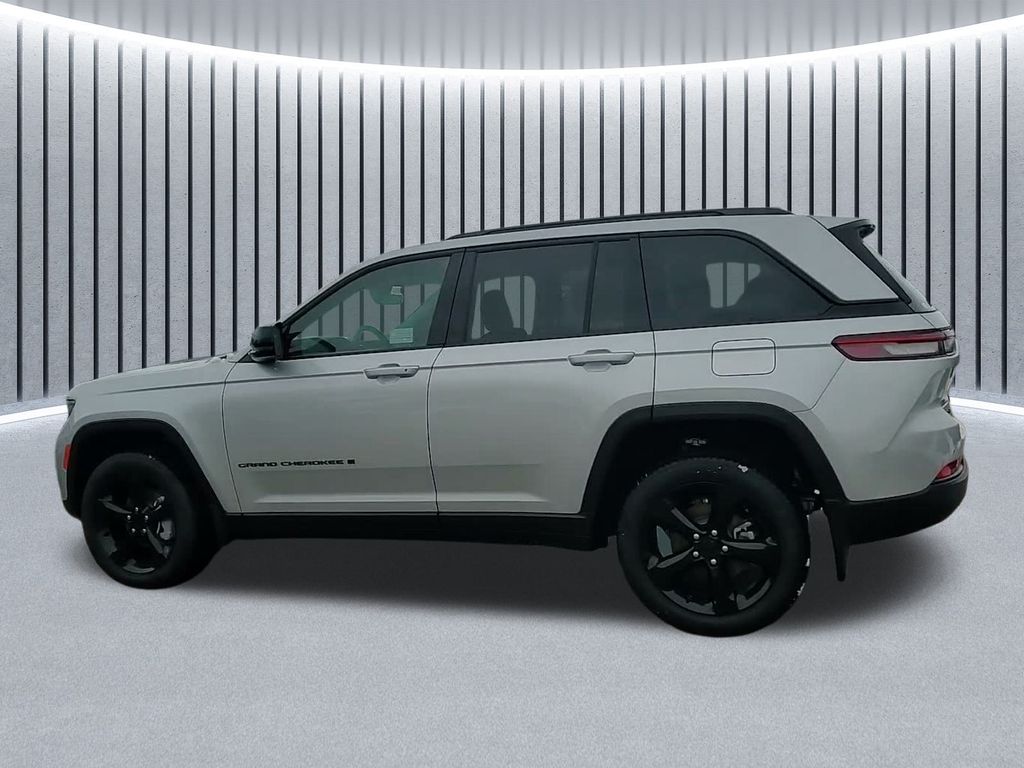 2025 Jeep Grand Cherokee Limited - Photo 16