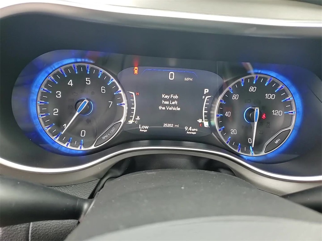 2025 CHRYSLER PACIFICA - Image 16