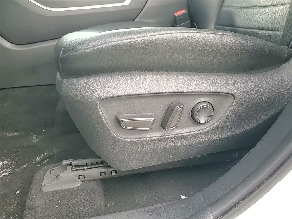 2021 TOYOTA HIGHLANDER - Image 28