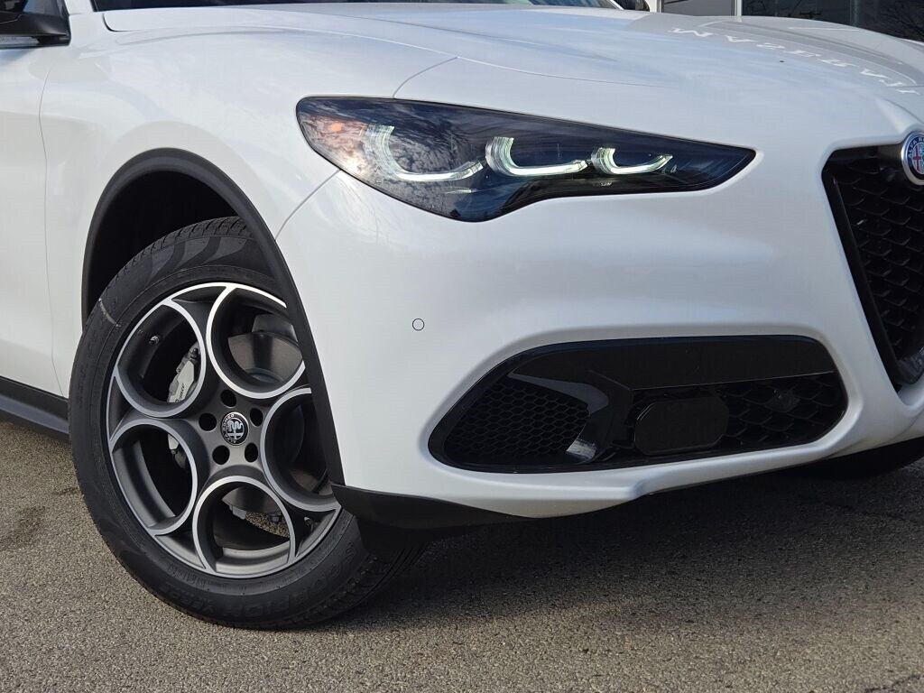 New 2025 Alfa Romeo Stelvio SUV