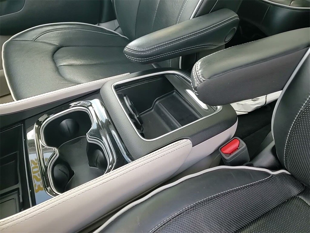 2023 CHRYSLER PACIFICA - Image 29